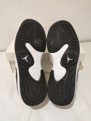T40,5 Zapatillas Nike Hombre Blancas y Negras