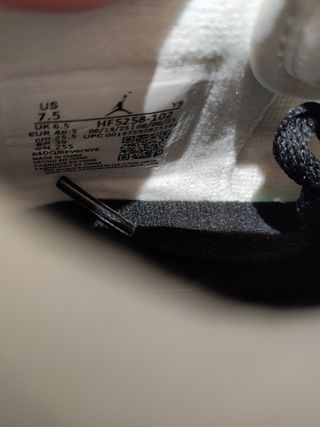 T40,5 Zapatillas Nike Hombre Blancas y Negras