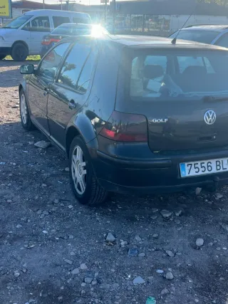 Volkswagen Golf 2001