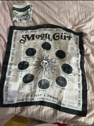 Sciarpe Stradivarius Luna e Paisley