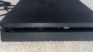 PS4 (PlayStation 4) + Comando Dourado