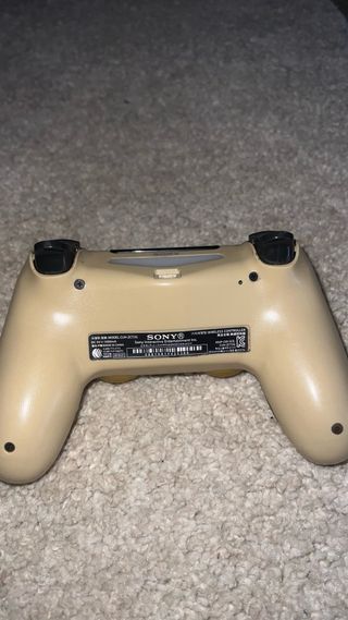 PS4 (PlayStation 4) + Comando Dourado