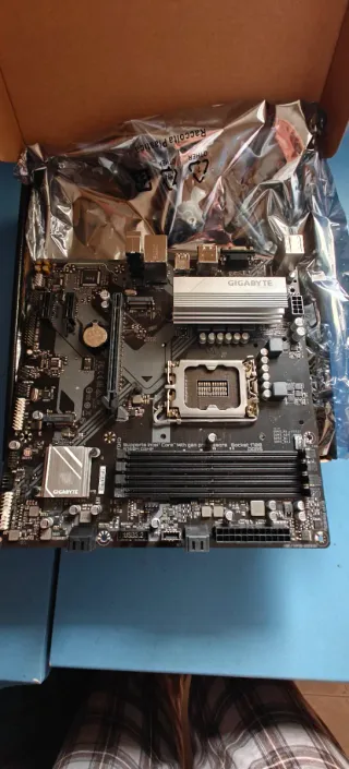 Placa Base Gigabyte B760M D3HP DDR5