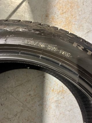 2 Neumáticos Pirelli 225/45R17 94Y