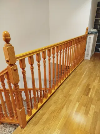 Barandillas de madera para escaleras