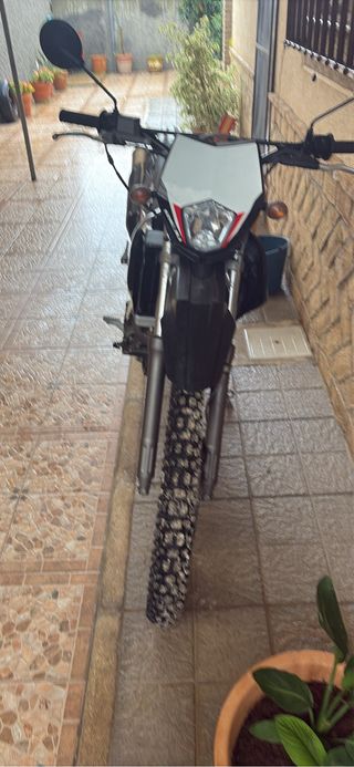 Moto Enduro Rieju Manual tiene 3000 kilómetros