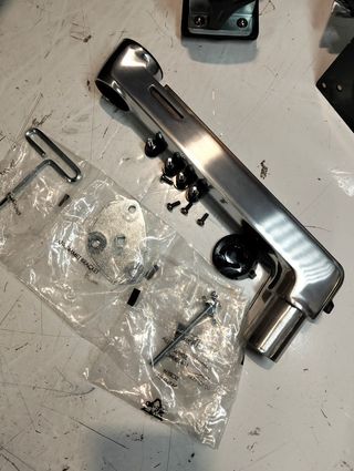 Brazo Ergotron LX 45-241-026 en aluminio pulido