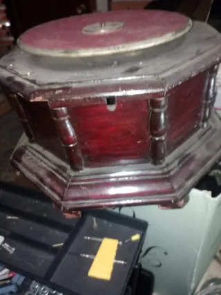 Gramola Antigua The Monarch(HIS MASTER'S CHOICE)