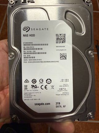 Disco Duro NAS Seagate 3TB st3000vn000-1hj166