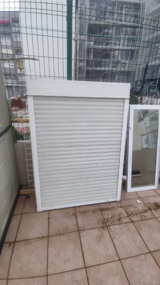 Ventanas ALU Climalit efecto espejo con Persiana