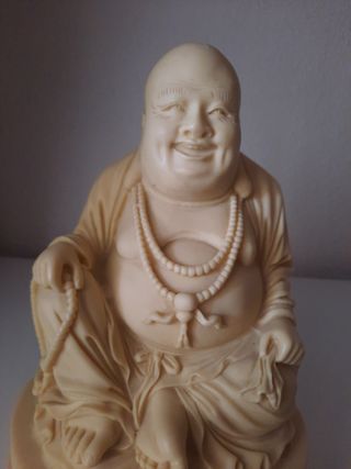 Figura buda de la suerte,de marmolina