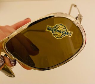 Occhiali da sole vintage anni '80