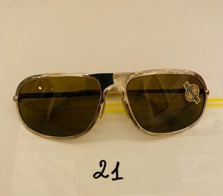 Occhiali da sole vintage anni '80