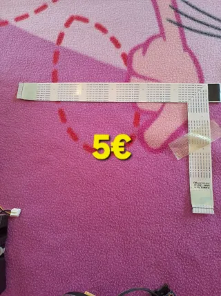 TV Samsung UE50J6240AK para piezas