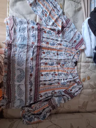 Blusa Cortefiel Rayas Marrón y Rojo