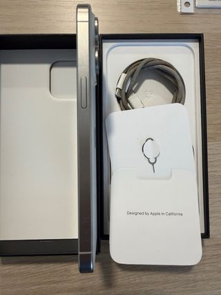 iPhone 15 Pro Max blanco plata