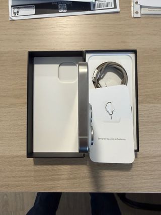 iPhone 15 Pro Max blanco plata