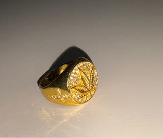 Anillo Oro Hoja Cannabis Diamantes