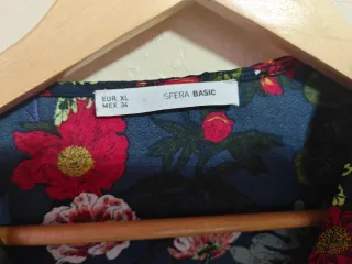 Blusa floral Esfera Talla XL