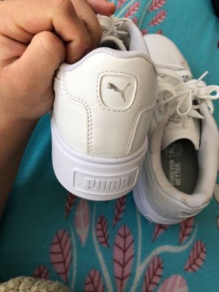 Tenis Puma Karmen L. Blancos