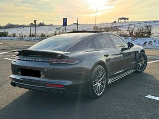 Porsche Panamera 2018