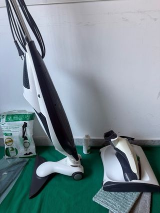 Folletto VK150 + Lavapavimenti Vorwerk
