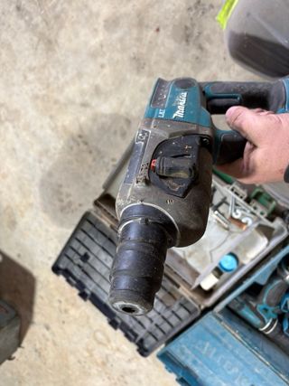 Taladro Percutor y Atornillador Makita LXT