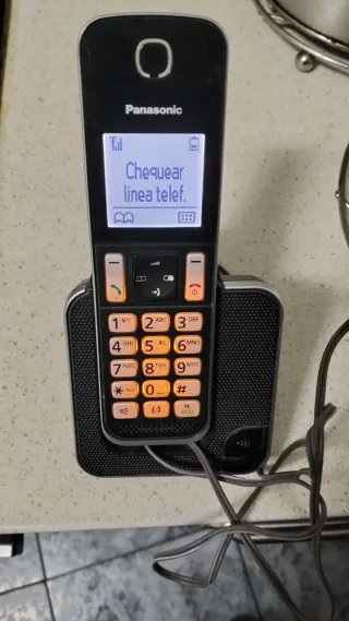 Teléfono Panasonic Inalámbrico