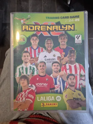Cambio Adrenalyn XL 24-25 Trading Card Game