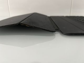 Apple iPad Smart Keyboard Folio 11