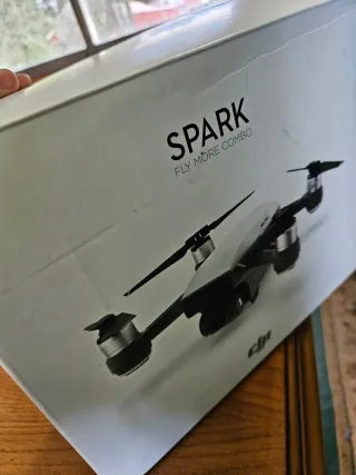 Dron DJI Spark no carga