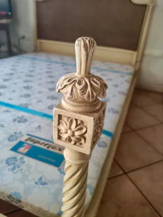 Estructura Cama Luis XVI Ratán y Madera