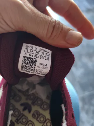 Zapatillas Adidas unisex rojas y blancas