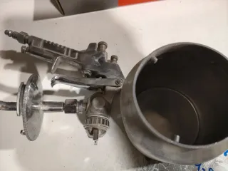 Pistola de pintar W-77