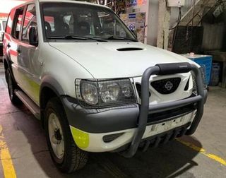 28556 8f200 ye8f2004060376 centralita nissan