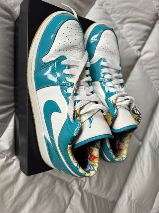 Nike Air Jordan 1 Low SE Barcelona Cyber Teal