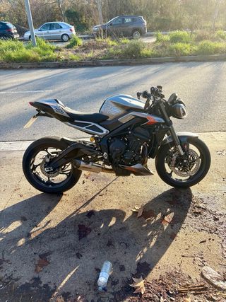 Triumph Street Triple 765 RS