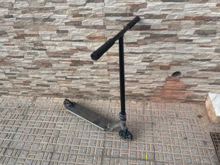 Patinete Oxelo gris y negro