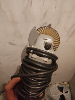 Amoladora Radial con disco