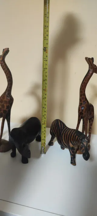 Set animali in legno: giraffe, zebra, rinoceronte