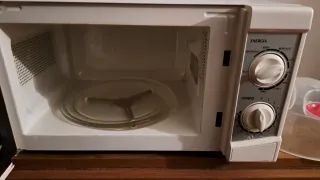 Microondas Grill Rommer