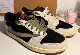 Nike Air Jordan 1 Low x Travis Scott