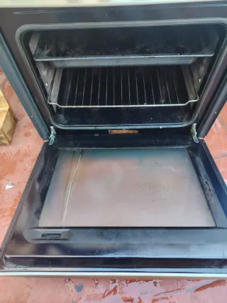Horno y vitrocerámica, Cocina eléctrica TEKA