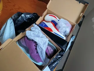 2 pares de tenis TYR Blancos 39'5 Morados 38'5