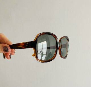 Occhiali da sole vintage anni '80