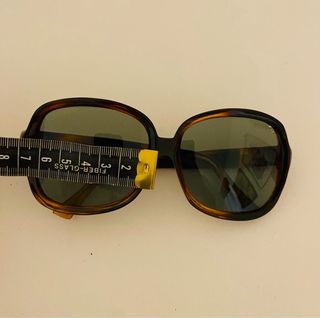 Occhiali da sole vintage anni '80