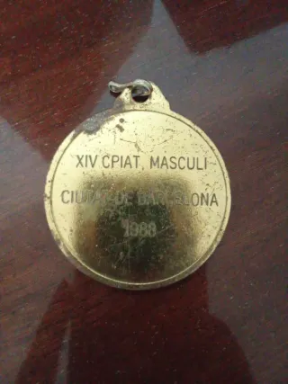 Lote de 3 medallas olímpicas.taekwondo y judo.