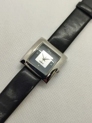 Relógio de pulso feminino