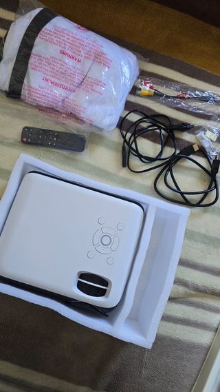 Proyector 1080P Nativo / 4K – Bluetooth 5.1