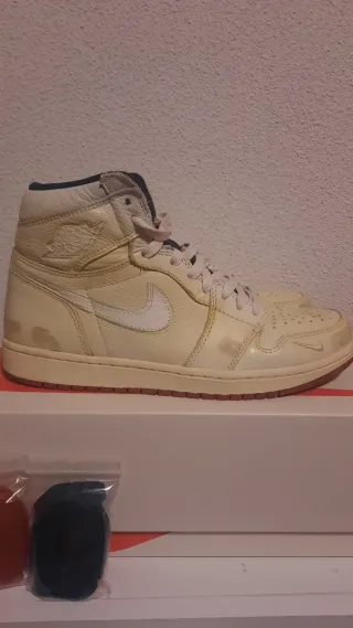 Nike Air Jordan 1